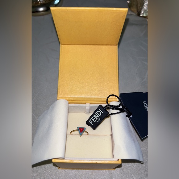 Fendi Ring - Picture 7 of 8